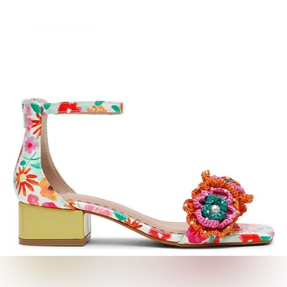 Betsey Johnson
Brandee Crochet Flower Dress Sandals - Picture 6 of 12